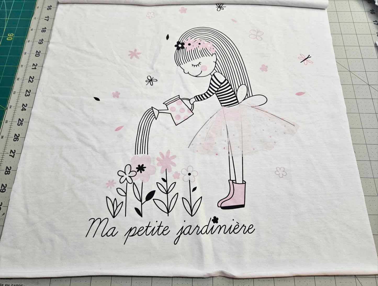 Ma petite jardienière child panel 19x19" CL