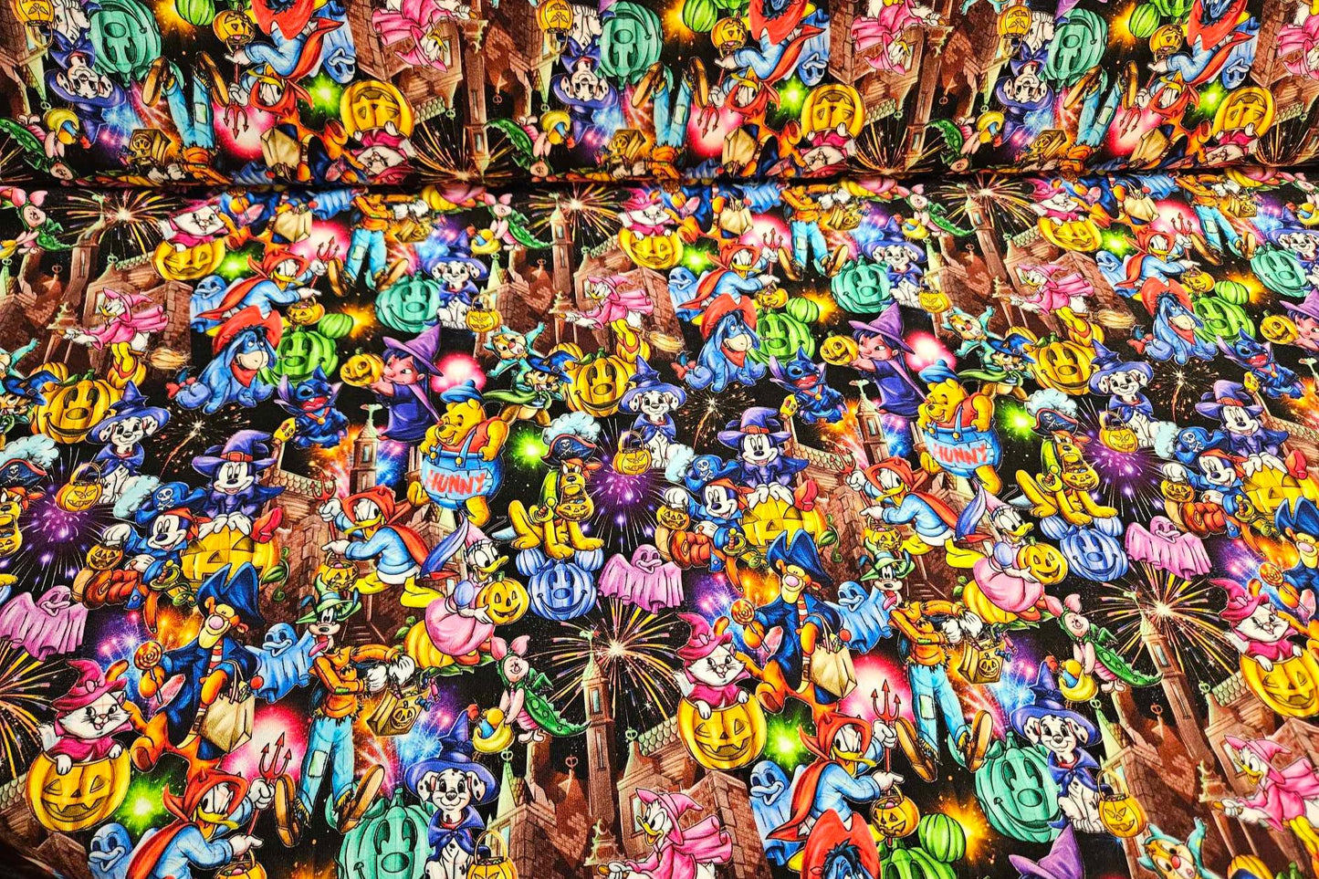 Character Halloween CL