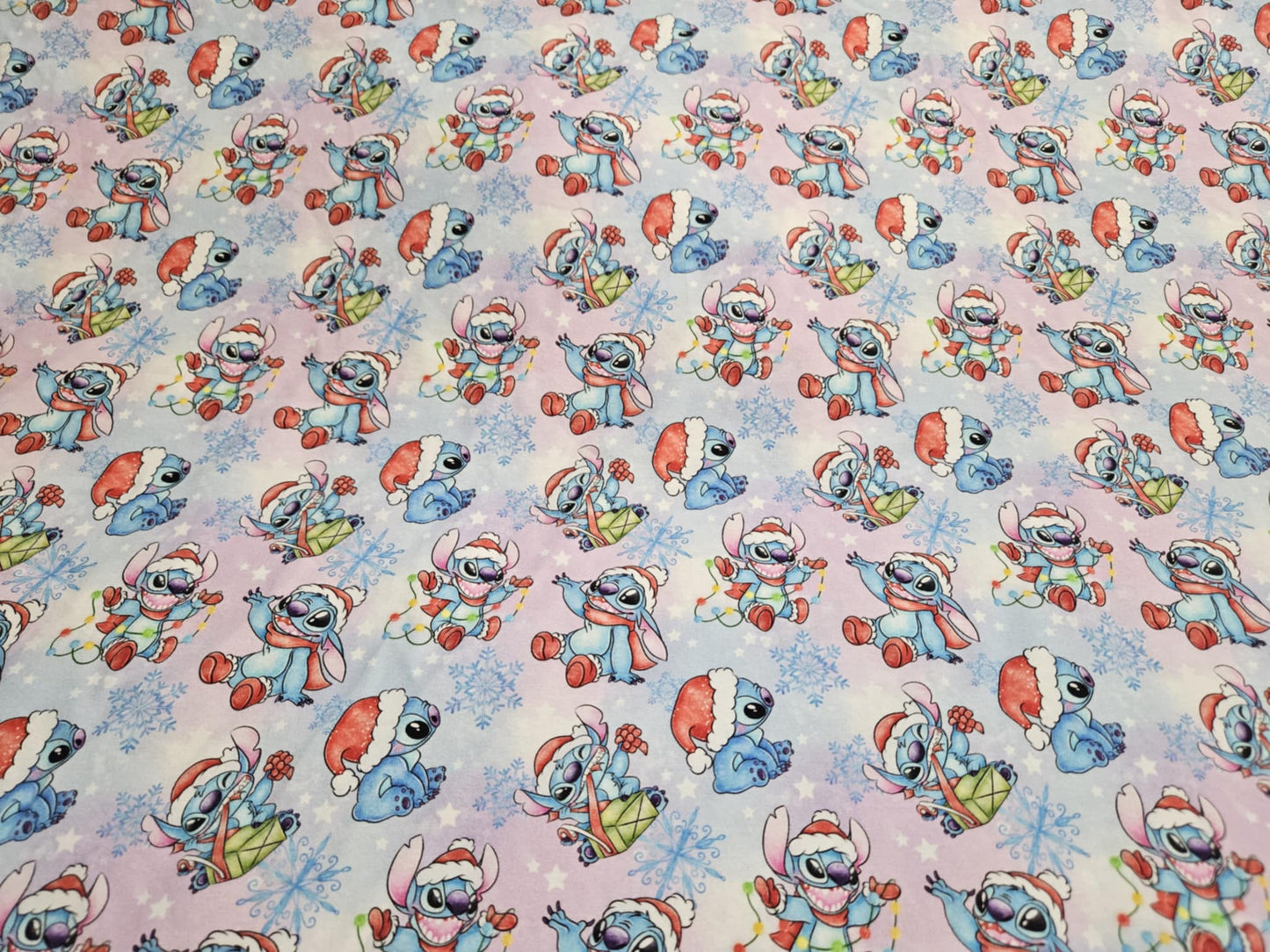 Monstre bleu 1 noël CL230