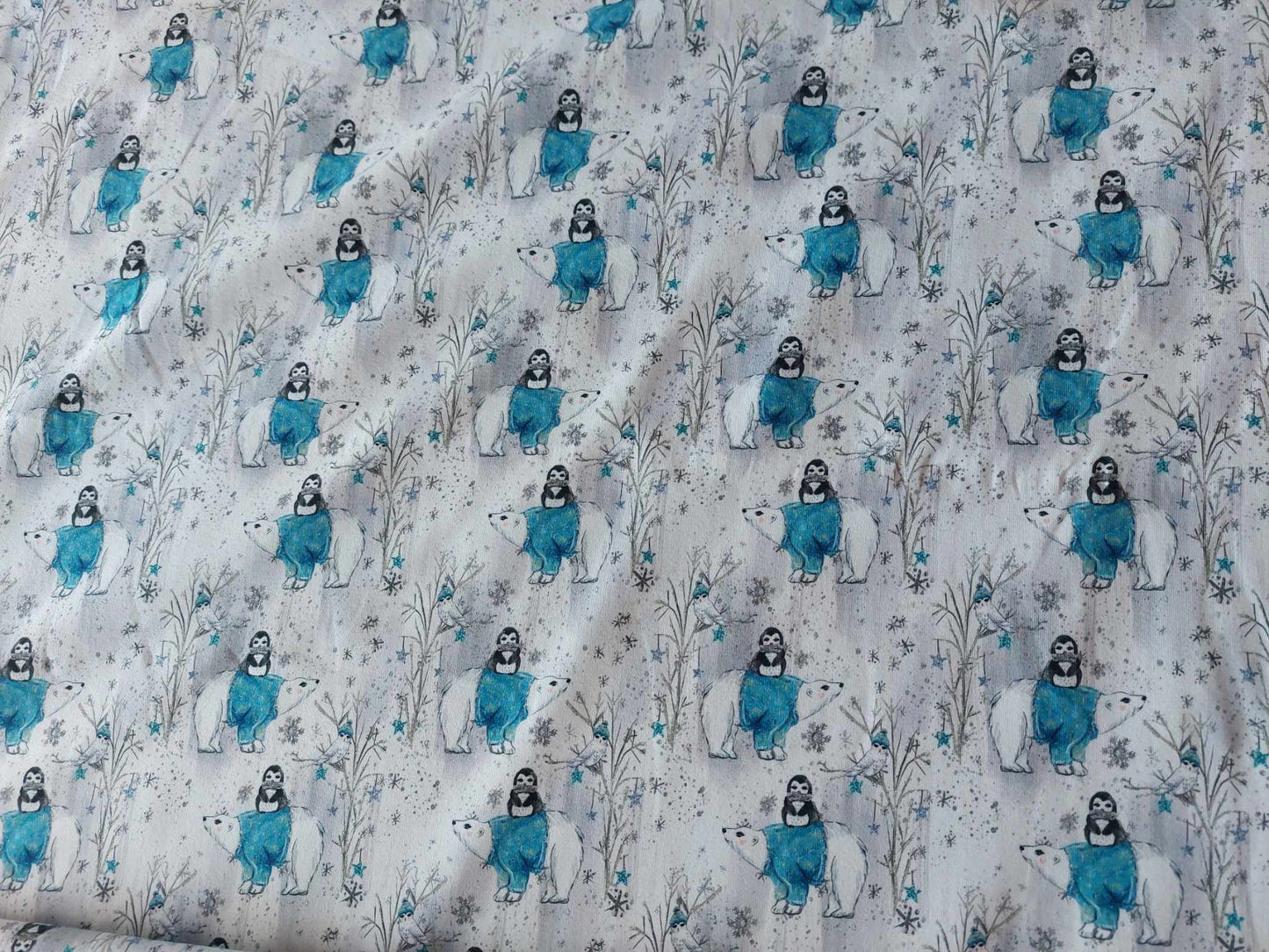 Polar animals on grey CL