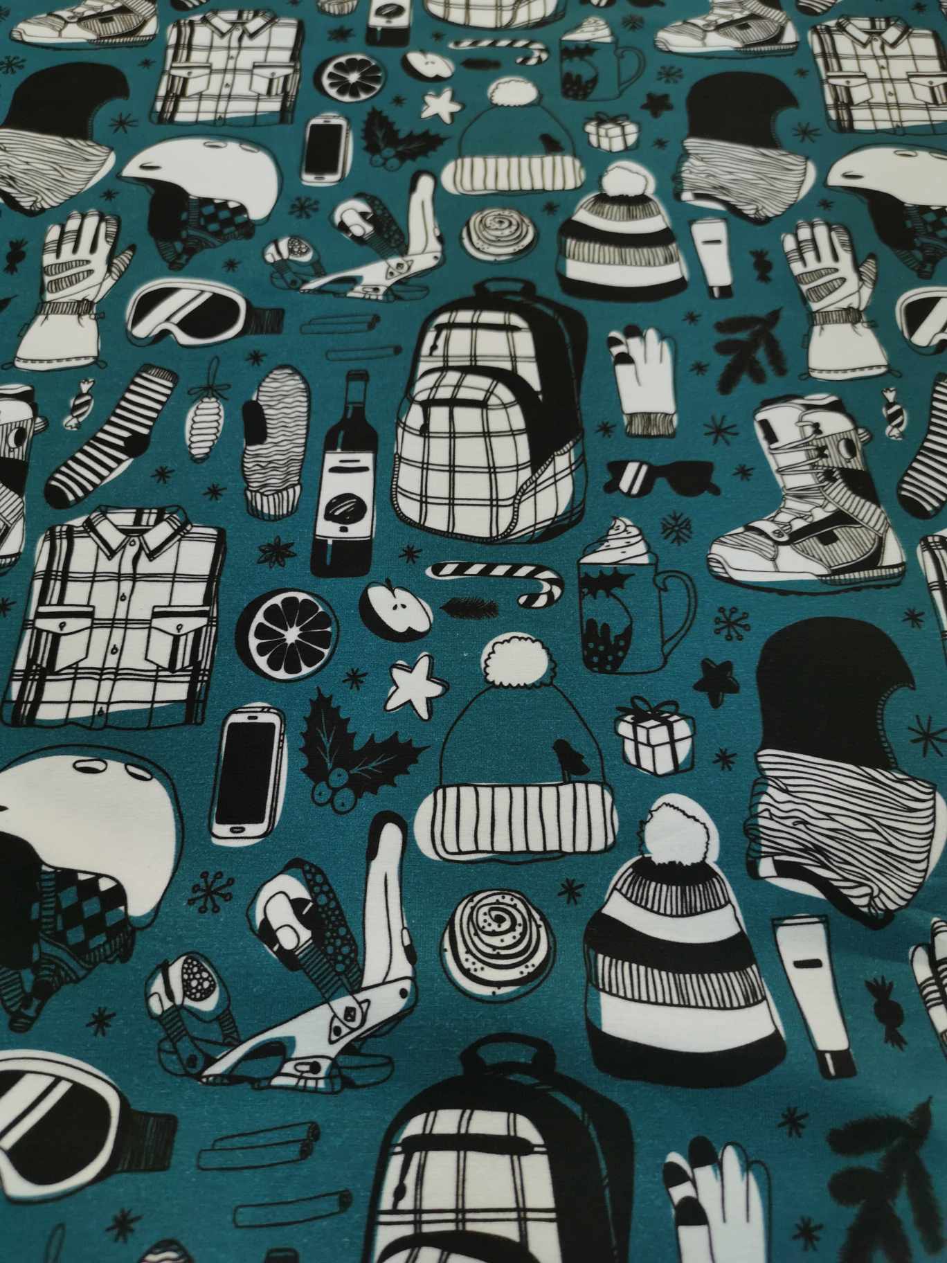 winter accessories CL